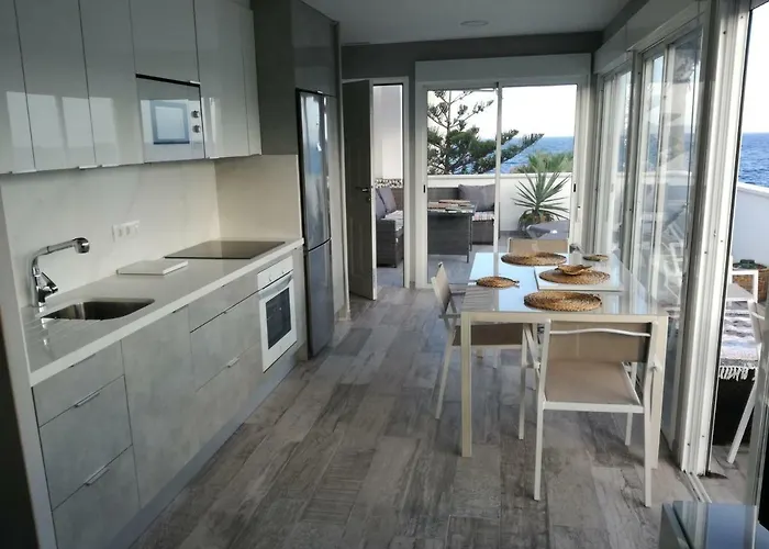 Playalaseras Apartament *